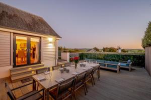 5 Bed in Rock oc-m33185