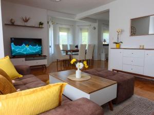 Apartment Golden Fields 
