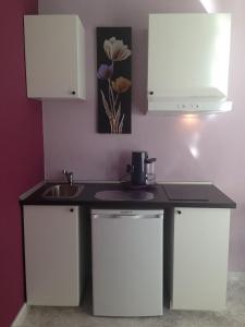 Apartamento con Piscina, Patio y Jardín