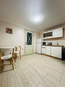 Бюджетна студія біля резиденції університету