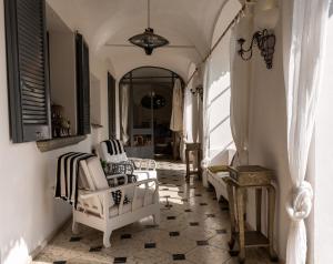 Villa Brentano - Mezzegra, Tremezzina by LoveComo