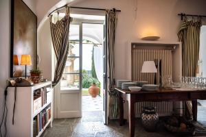 Villa Brentano - Mezzegra, Tremezzina by LoveComo