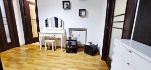 Magheru Home Central Cozy 2 Rooms Self Check-in