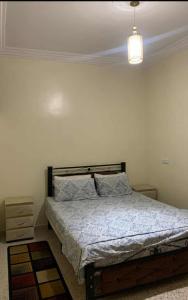 شقة قريبة جدا من المطار وقريبة للمآثر التاريخية و المدينة الجديدة كليز