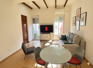 Precioso apartamento junto a Ruzafa en edificio típico valenciano - 4hvězdičkové hotely ve městě Valencie