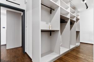 LAM Metropolis - Free Parking - Balcony