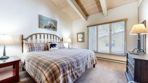 Mountain Chateau Retreat - Desirable Resort 4 BDR