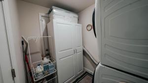 Cozy escape with Hot Tub, ideal for family & friends