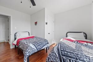 Cozy escape with Hot Tub, ideal for family & friends