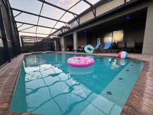 EPIC Escape- 8BR Theme Villa - Close to Disney