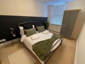 Jewelry Quarter - 2 Bedrooms - Sleeps 4