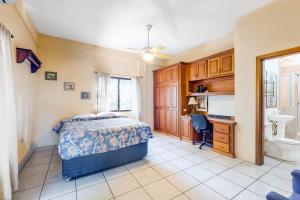 Palace at D Borland View -Gold Standard Certified