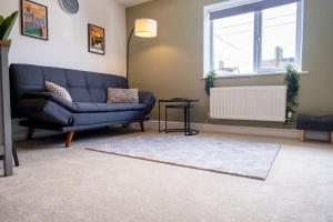 Ruskin Apartment near Bath - Free parking for 2 cars, great for professionals, contractors, relocators