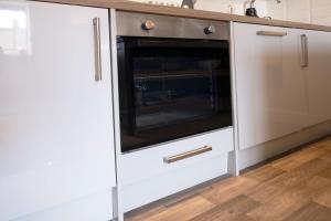 Ruskin Apartment near Bath - Free parking for 2 cars, great for professionals, contractors, relocators
