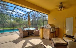 Luxurious 5BR Watersong Resort Villa | Private South-Facing Pool and Spa