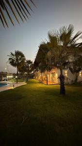 Carandaí a poucos passos do mar