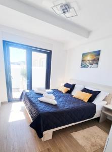 Luxury Beach Apartment Adria with Private Pool and Sea View