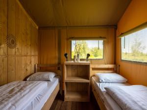 Safari Lodge near IJsselmeer Glamping
