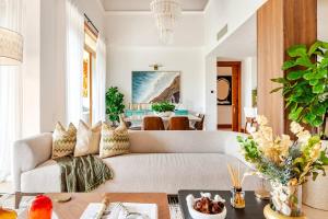 Casa Cielo 3 BR Penthouse with Views