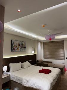 SunTwilight 5 star Luxury bnb near EXPOmart