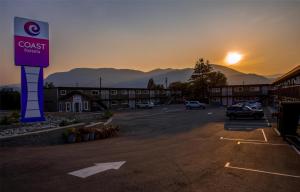 Coast Penticton Hotel