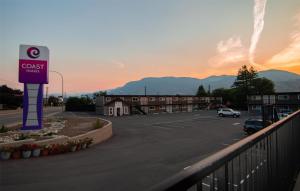 Coast Penticton Hotel