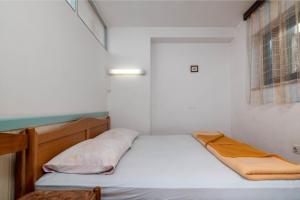Apartments with parking space Dolinci, Umag - 7111