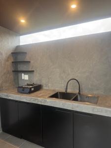 Mae Phim -Beachfront living in a villa with a private pool !