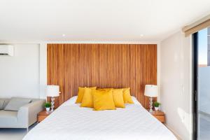 D410 Lorena Ochoa apts