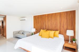 D410 Lorena Ochoa apts