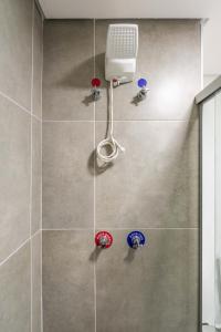 Modern Brooklin New, Close to everything, Installment plan