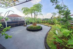 RedDoorz Syariah at Boemi 2 Guesthouse Tasikmalaya