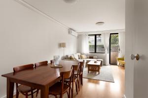 Free parking - spacious apartment near 48 tram