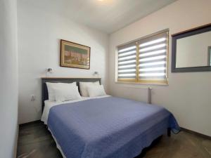 Lovely Sea View Apartments Krk - Comfort One Bedroom Apartment with Sea View