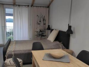 Modern Beachfront Apartments near ibenik - Comfort Studio Apartment with Balcony and Sea View