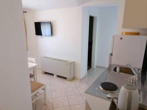 Apartments Libertas - Two Bedroom Apartment with with Terrace and Sea View 7