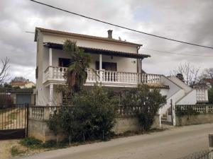 Bright and Modern Fully Furnished Krk Apartments with Private Parking - Two Bedroom Apartment