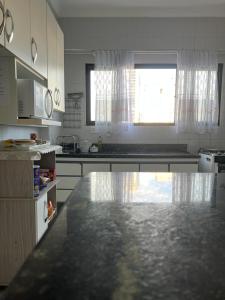 Conforto e espaço Familiar na Praia - Aviação