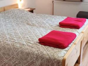 Holiday Apartment Vukovi - Three Bedroom Holiday Home With Terrace