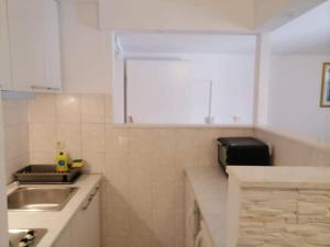 Apartments Libertas - Two Bedroom Apartment with with Terrace and Sea View 12