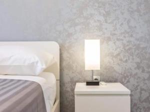 One-Bedroom Apartment With Garden View