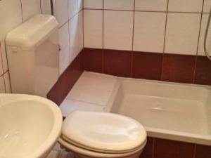 Apartments Mateo - Studio Apartment - Red