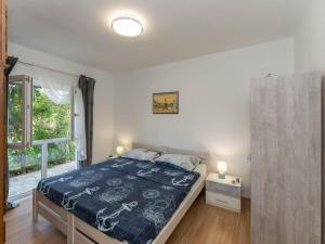 Holiday Home Sanda - Four Bedroom Holiday Home with Terrace