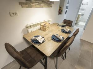 Downtown Koper Spacious Apartment with Balcony - Two Bedroom Apartment with Balcony