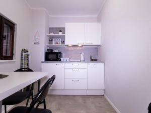Piran Downtown Chic and Cozy Apartments - Standard One Bedroom Apartment