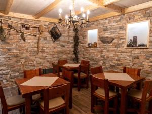 Echo Valley Hillside Holiday Home with Sauna - Two Bedroom Holiday Home with Sauna