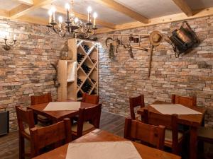 Echo Valley Hillside Holiday Home with Sauna - Two Bedroom Holiday Home with Sauna