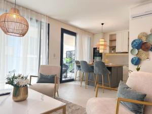 One-Bedroom Apartment With Terrace The Sunset One -S2