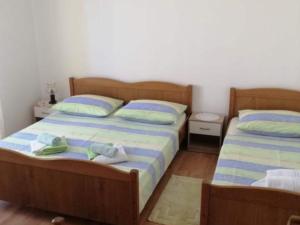 Apartments Milakovic-Kanica - One Bedroom Apartment with Sea View and Terrace