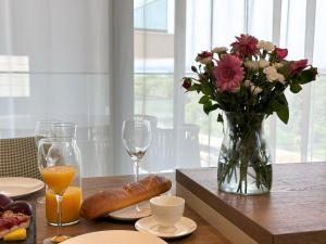 Three-Bedroom Penthouse The Riviera Three -S3